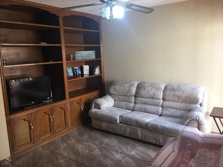 Casa Muy Comoda En Excelente Lugar Hermosillo Ngoại thất bức ảnh